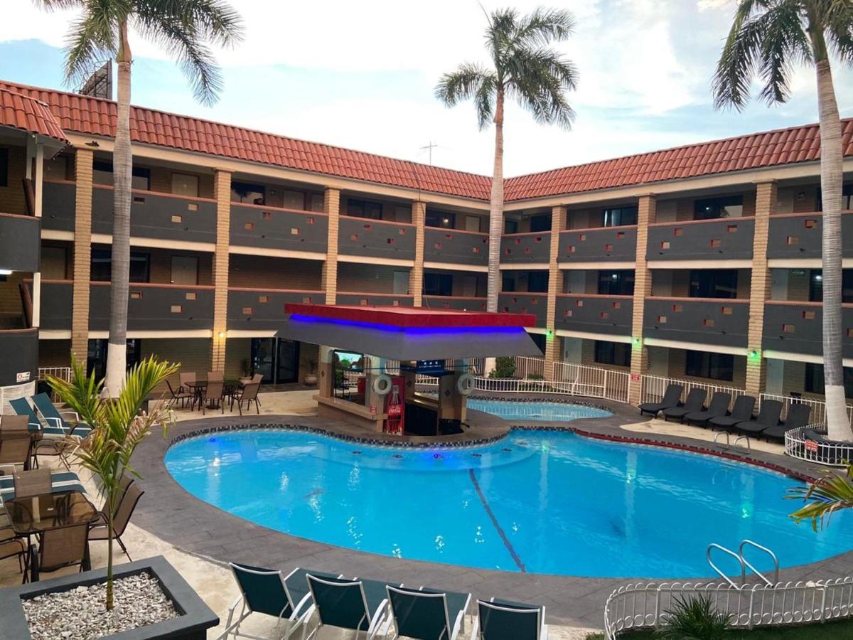 הרמוסיו Hotel La Finca מראה חיצוני תמונה